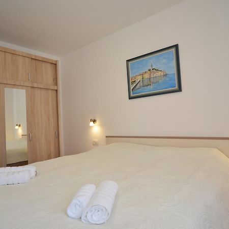 Apartment Dina 52 Ρόβινι Εξωτερικό φωτογραφία