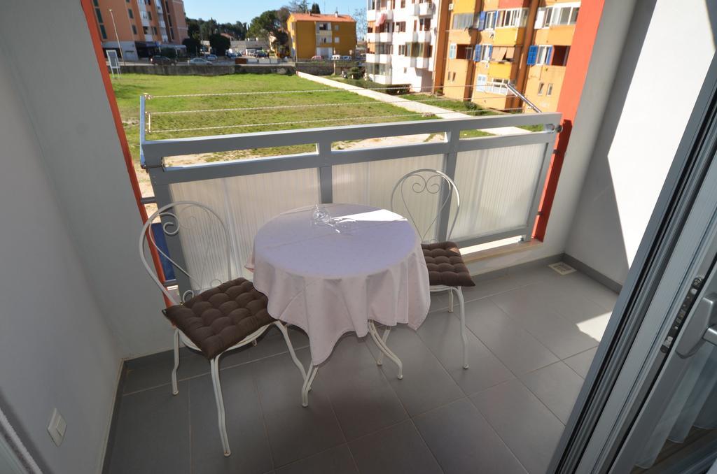 Apartment Dina 52 Ρόβινι Εξωτερικό φωτογραφία