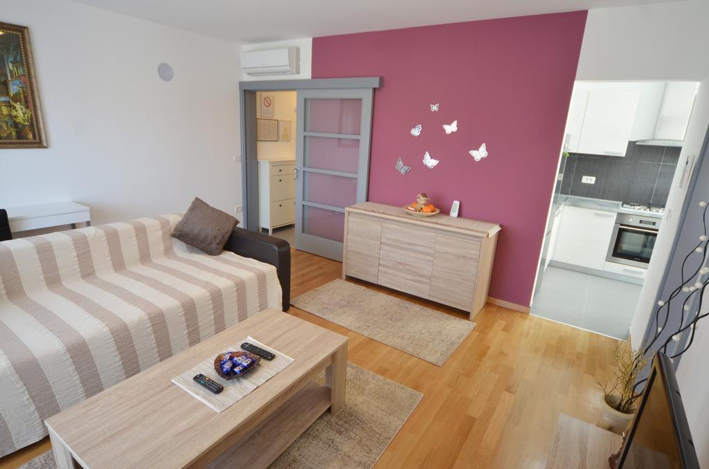 Apartment Dina 52 Ρόβινι Εξωτερικό φωτογραφία